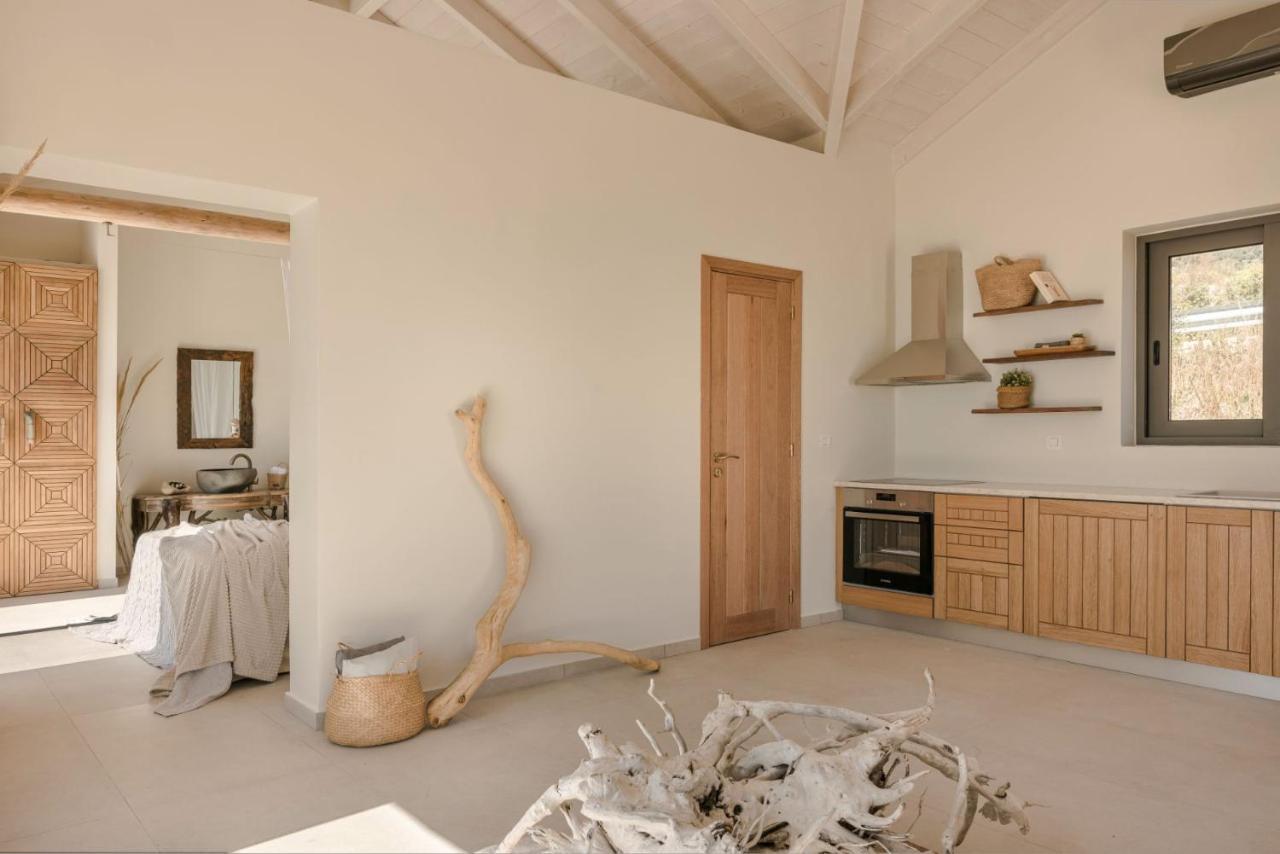 Spathes Suites Kefalonia - Luxury Suites Ratzaklíon Exteriör bild