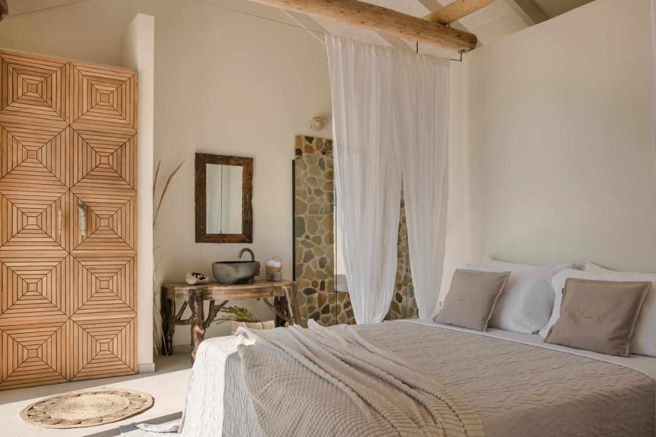 Spathes Suites Kefalonia - Luxury Suites Ratzaklíon Exteriör bild