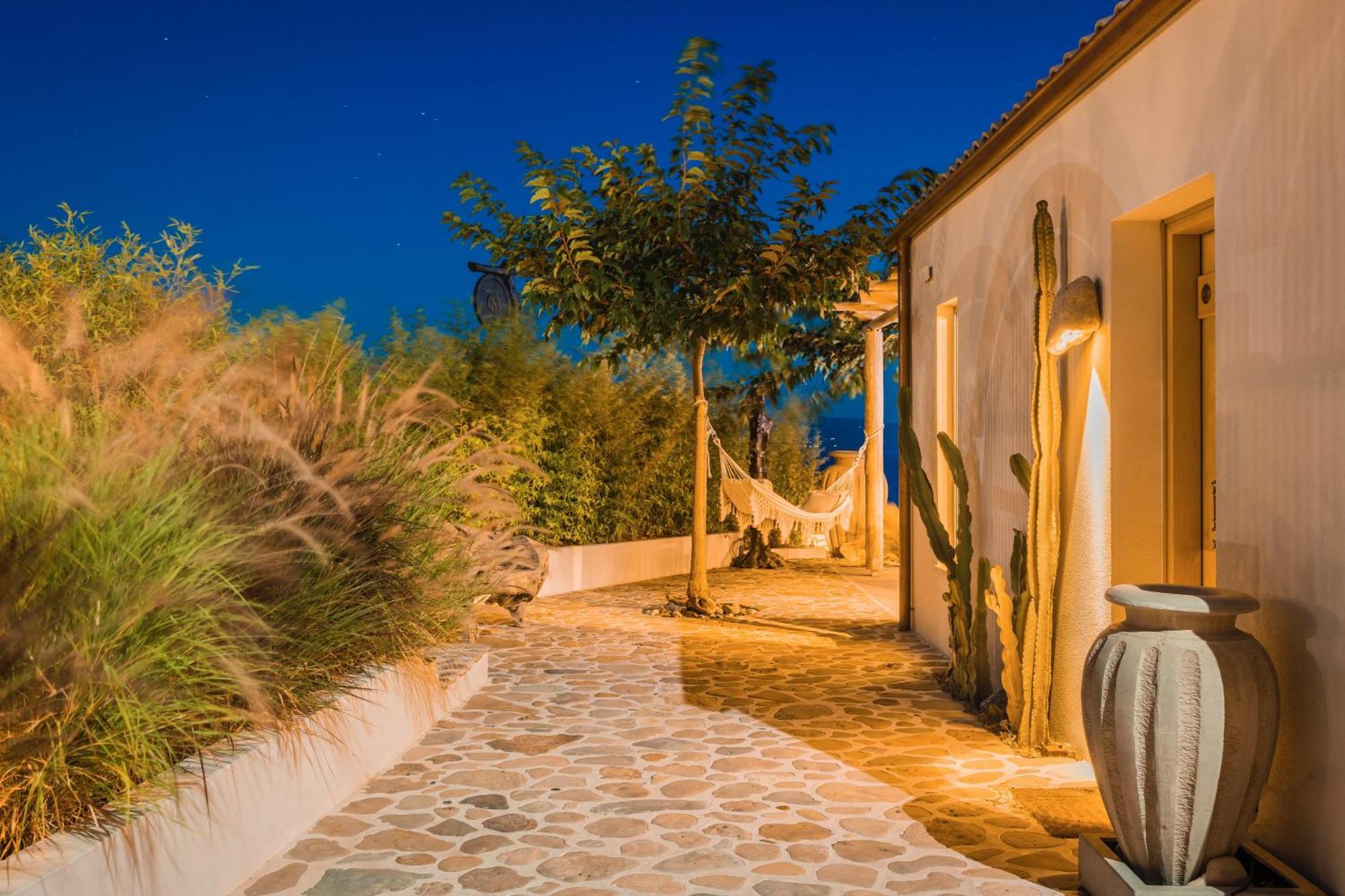 Spathes Suites Kefalonia - Luxury Suites Ratzaklíon Exteriör bild